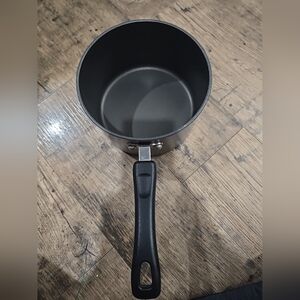 Analon 3qt Saucepan Kitchen Vguc